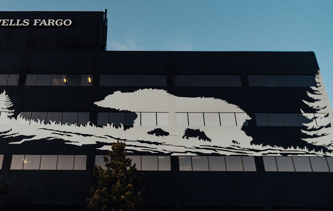 Bear mural spanning the Bear Valley Center exterior